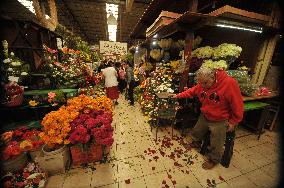 Sale For The Dia De Muertos Celebrations