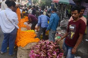 Flower Selling For Diwali