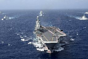 Formation Of Chinese Aircraft Carrier Liaoning Training Exercice - China Sea