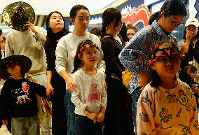 A Parent-child Halloween Party in Yichang