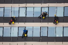 Window Cleaners In Krakow