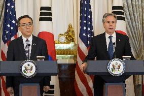 DC: Sec Blinkeb and Korea Foreign Affairs Minister Cho Tae-yul hold a 2+2 Ministerial meeting press conference