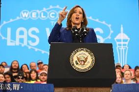 Jennifer Lopez And Vice President Of The United States Kamala Harris At Campaign Rally In North Las Vegas Nevada