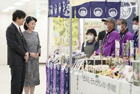 Crown prince visits farm product festival