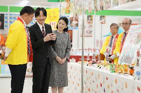 Crown prince visits farm product festival