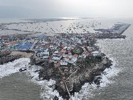 Typhoon Kong-Rey Hit Lianyungang