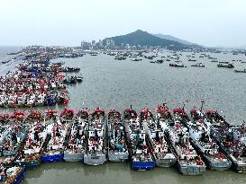 Typhoon Kong-Rey Hit Lianyungang