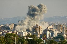 Israeli Airstrikes - Tyre