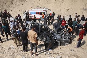 Three Civilians Killed In Israeli Shelling Targeting A Civilian Car - Khan Yunis