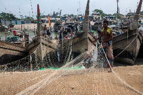 Daily Life In Chittagong