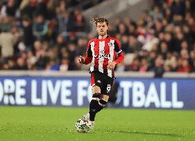 Brentford v Sheffield Wednesday - Carabao Cup Fourth Round