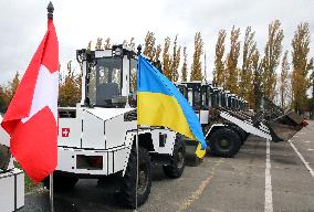 Switzerland supplies Ukraine with 30 rubble removal machines and 30 fire pumps