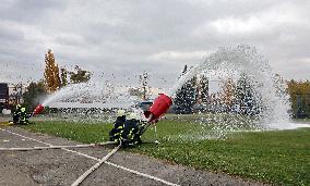 Switzerland supplies Ukraine with 30 rubble removal machines and 30 fire pumps