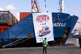 A Humanitarian Ship From Turkey Arrives In Beirut