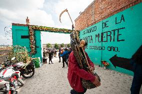 Devotees Gives Tribute Of Santa Muerte