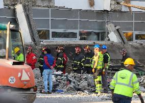 At Least 14 Killed After Railway Station Roof Collapses - Serbia