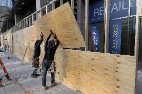 DC: Business Owner boarded windows for Presidential Election Nov 5, 2024