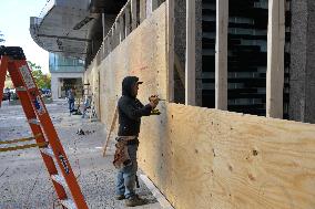 DC: Business Owner boarded windows for Presidential Election Nov 5, 2024