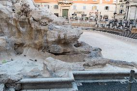 Trevi Fountain, Coin-throwing Pool Installed During Restoration Work