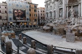 Trevi Fountain, Coin-throwing Pool Installed During Restoration Work