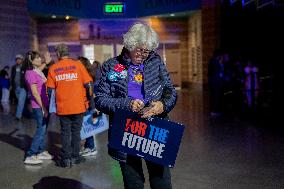 Kamala Harris Campaigns In Reno - Nevada