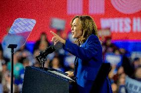 Kamala Harris Campaigns In Reno - Nevada