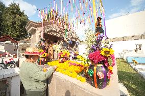 Dia de Muertos Celebrations - Mexico