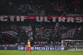 Ligue 1 PSG vs RC Lens - supporters FA