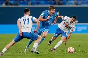 Zenit St. Petersburg v Dynamo Makhachkala - Russian Premier League