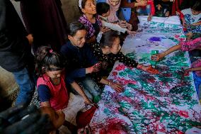 Musicians And Volunteers Perform Classroom - Gaza