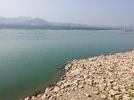 Low Water in The Yangtze River