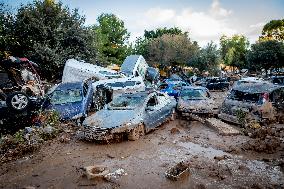 Volunteers In Valencia Floods