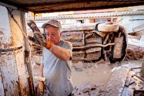 Volunteers In Valencia Floods