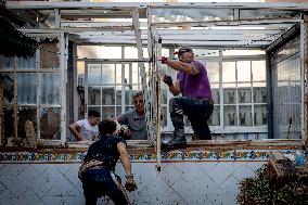 Volunteers In Valencia Floods