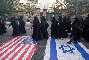 Iranians Burn U.S. And Israeli Flags In Tehran