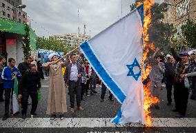 Iranians Burn U.S. And Israeli Flags In Tehran