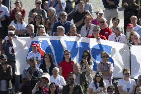 Pope Francis Delivers Angelus Prayer - Vatican