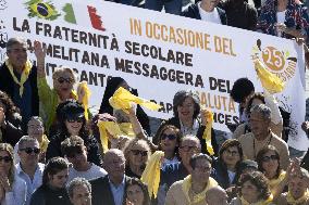 Pope Francis Delivers Angelus Prayer - Vatican