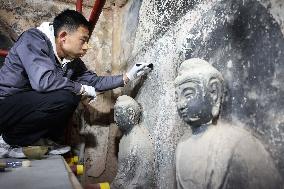 Millennium-Old Maijishan Grottoes - China