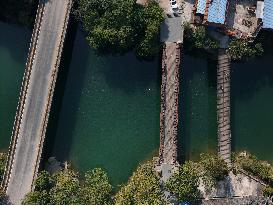 Three Bridges Built in Three Different Dynasties in Guizhou