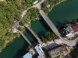 Three Bridges Built in Three Different Dynasties in Guizhou