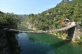 Three Bridges Built in Three Different Dynasties in Guizhou