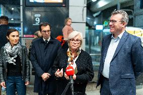 Catherine Vautrin And Francois Durovray Visit Montparnasse Station - Paris