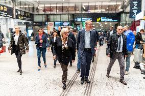 Catherine Vautrin And Francois Durovray Visit Montparnasse Station - Paris