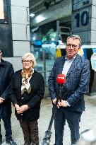 Catherine Vautrin And Francois Durovray Visit Montparnasse Station - Paris