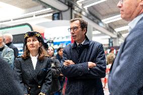 Catherine Vautrin And Francois Durovray Visit Montparnasse Station - Paris