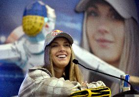 Autograph show of Ukrainian sabre fencer Olga Kharlan in Kyiv