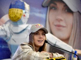 Autograph show of Ukrainian sabre fencer Olga Kharlan in Kyiv