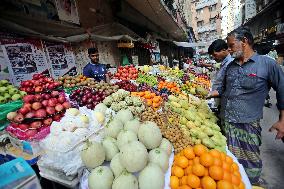 Tropical Fruits Market - Dhaka