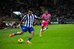 FC Porto v GD Estoril Praia - Liga Portugal Betclic